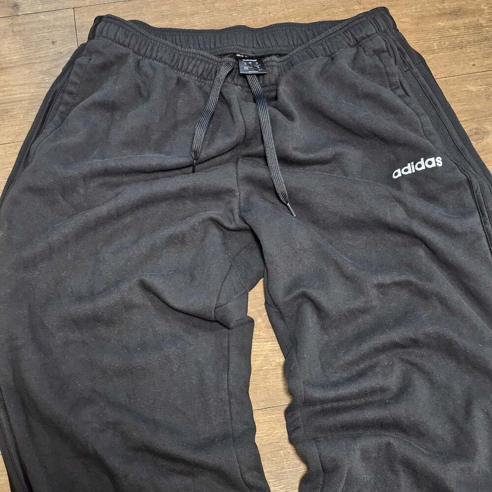 Adidas Men’s XL Black Fleece Jogger Sweatpants 3 Stripe Athletic Casual